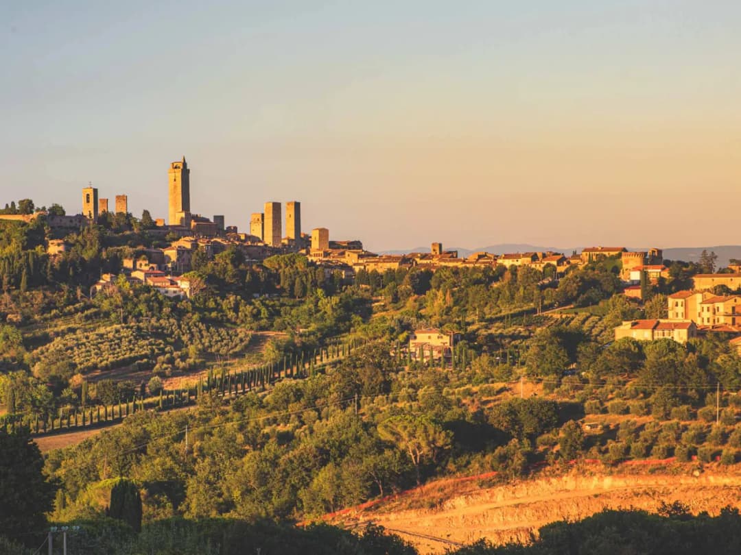 Gdzie zjeść w San Gimignano? Odkryj najlepsze lokale i smaki