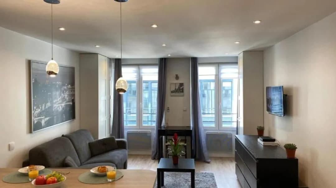 Tanie noclegi w Paryżu - polecane miejsca, które nie zawiodą